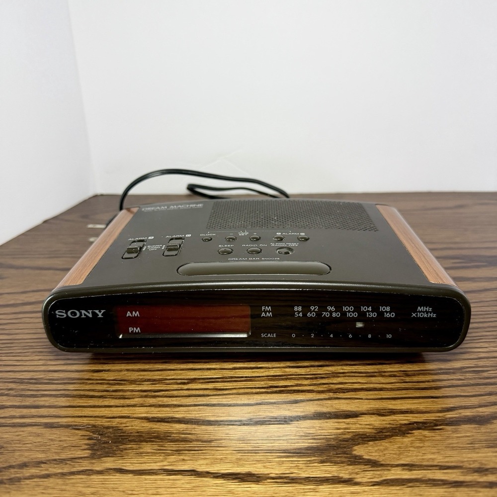 Sony Dream Machine ICF-C420 Digital Clock Radio Black Woodgrain AM/FM Dual Alarm